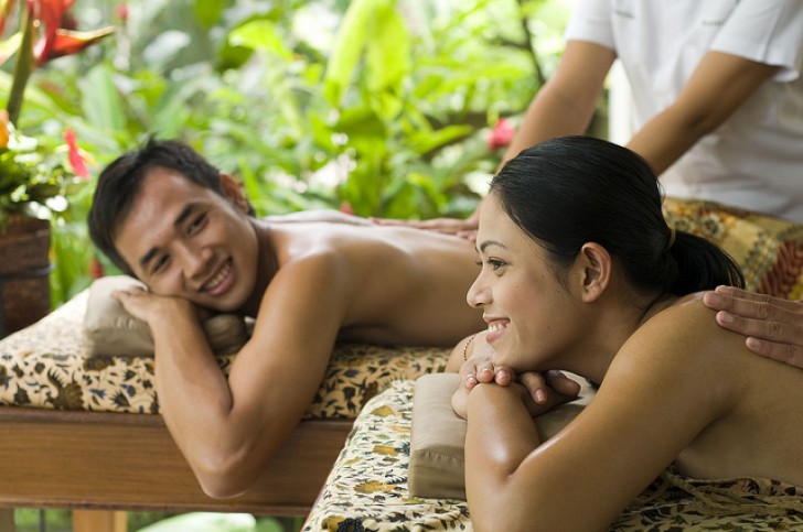 Urut Tradisional Seluruh Badan, Batin, Couple & Yoni di Rawang